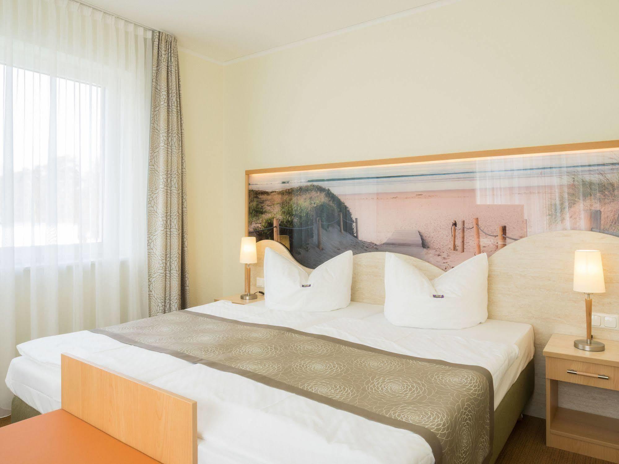 Hotel Edison Ostseebad Kühlungsborn Buitenkant foto