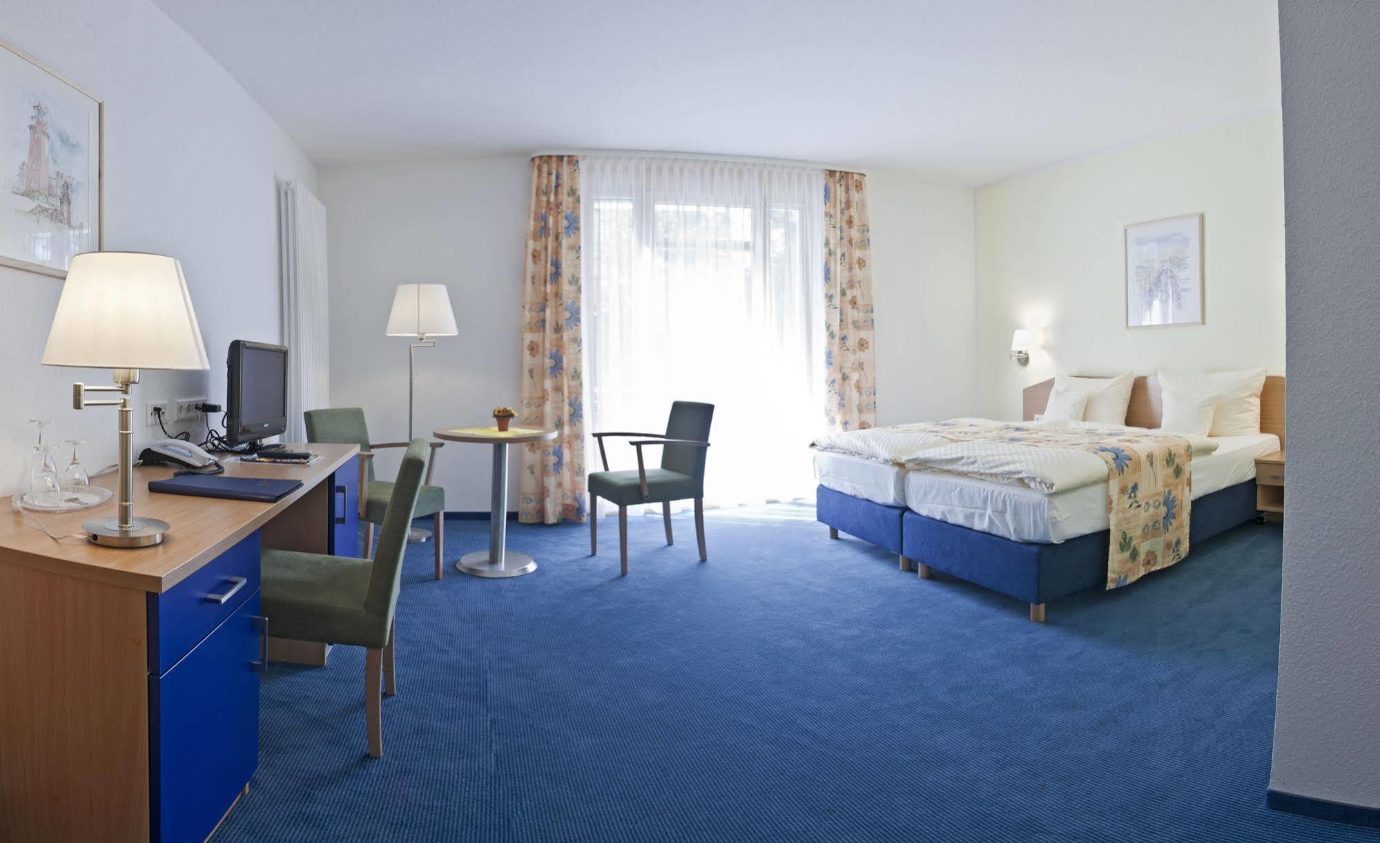 Hotel Edison Ostseebad Kühlungsborn Buitenkant foto